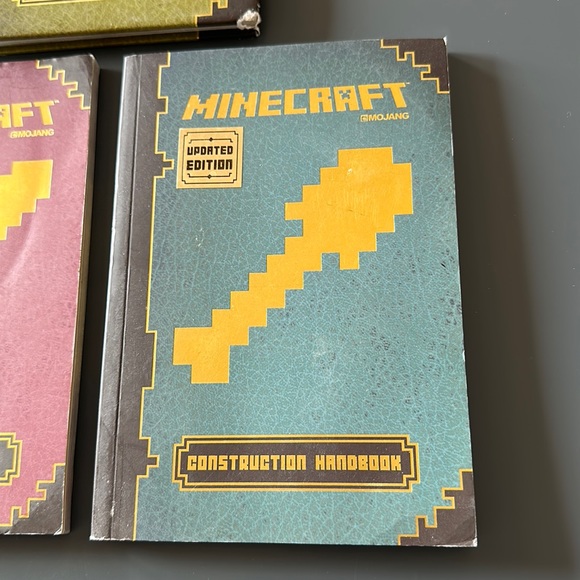 Microsoft Minecraft 3 book bundle set “Build it, combat tips, essential info.” - Picture 2 of 9